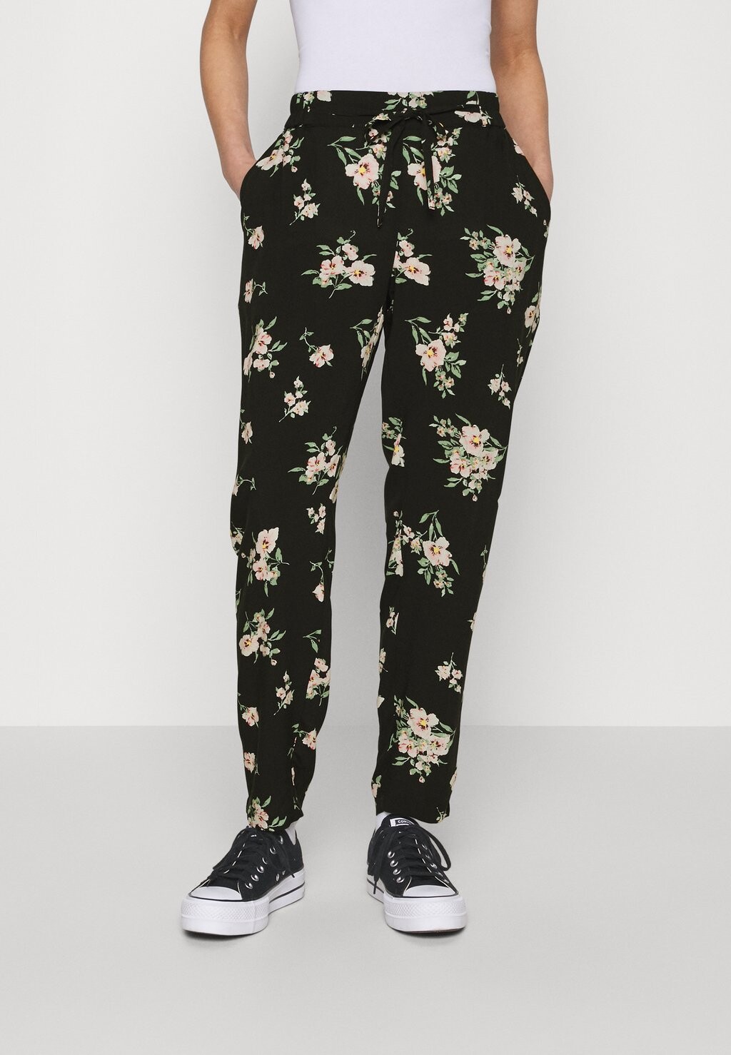 

Брюки Vero Moda
