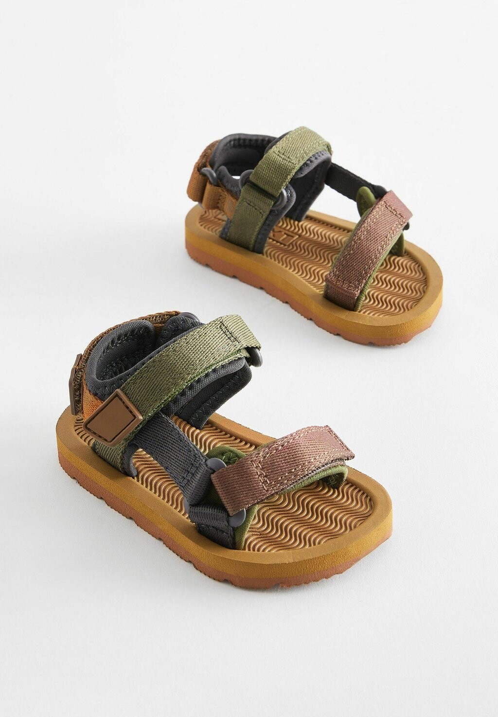 

Сандалии FASTENING ADJUSTABLE STRAP TAPE TREKKER-REGULAR FIT Next, коричневый