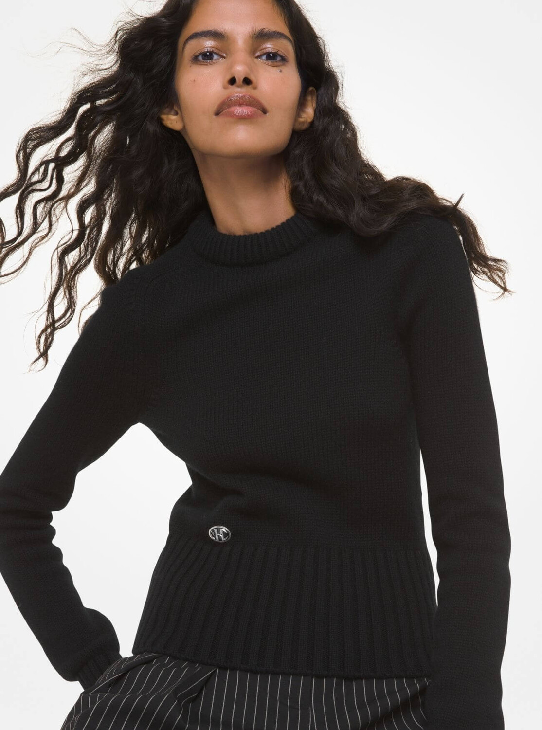

Свитер Michael Kors Monogram Cashmere, черный