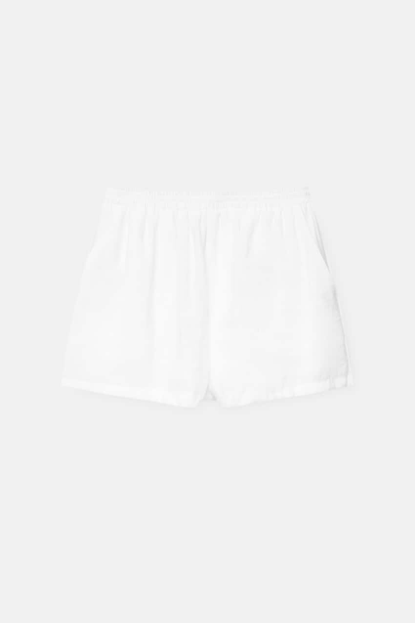 

Шорты-бермуды Pull&Bear Flowing Bermuda, белый