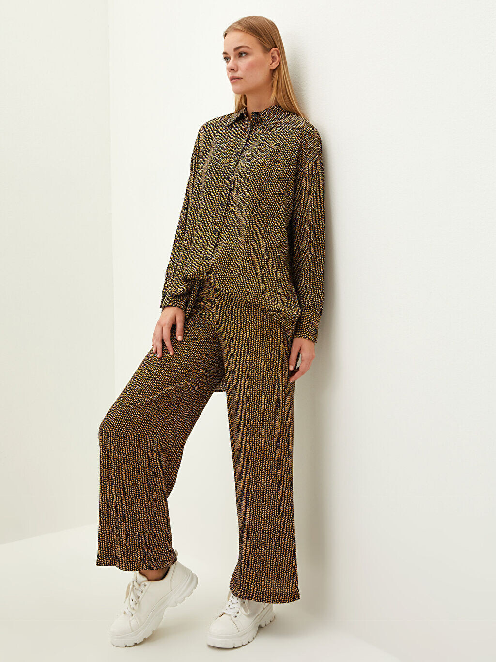

Женские брюки палаццо из вискозы с эластичным поясом и узором LCW Modest