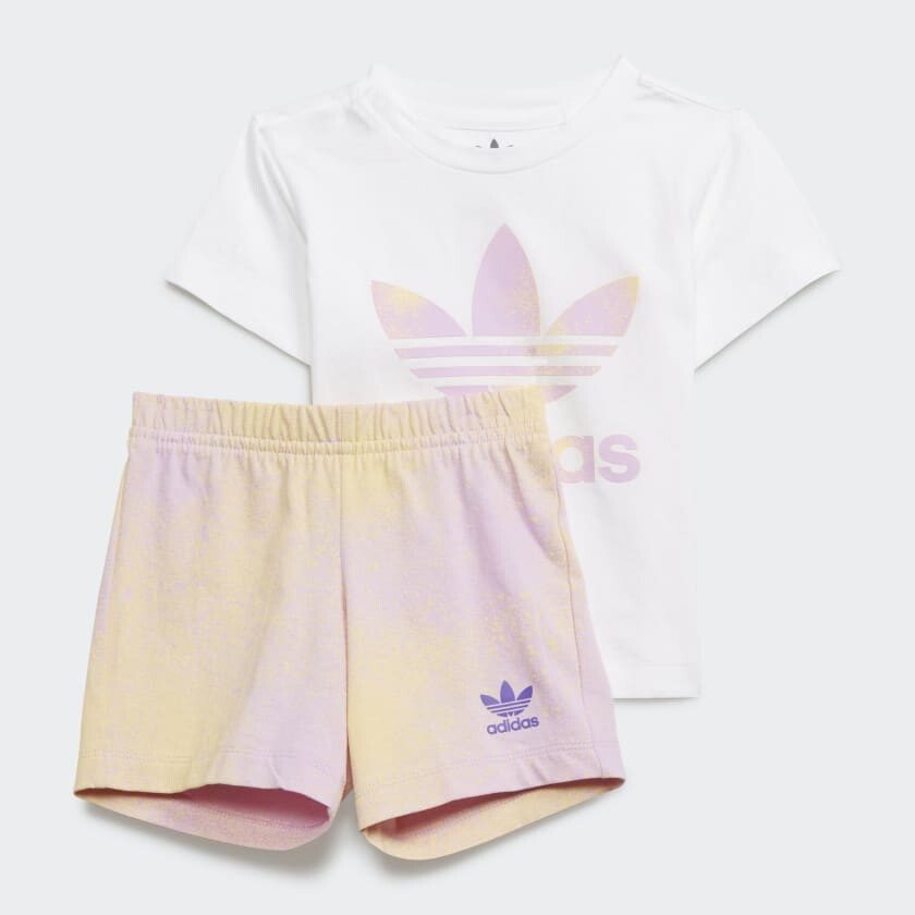 

Спортивный костюм adidas Graphic Logo Shorts and Tee, белый/оранжевый/сиреневый