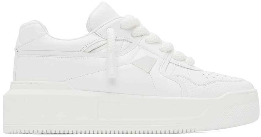 

Белые кроссовки One Stud XL Valentino Garavani