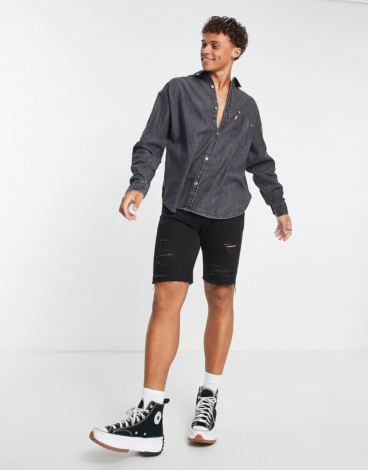 

Черная джинсовая рубашка оверсайз Levi's Silvertab с карманом