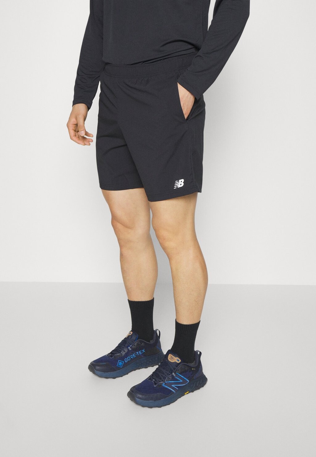 

Спортивные шорты New Balance