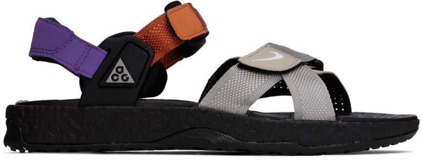 

Оранжево-фиолетовые сандалии ACG Air Deschutz+ Lt Nike
