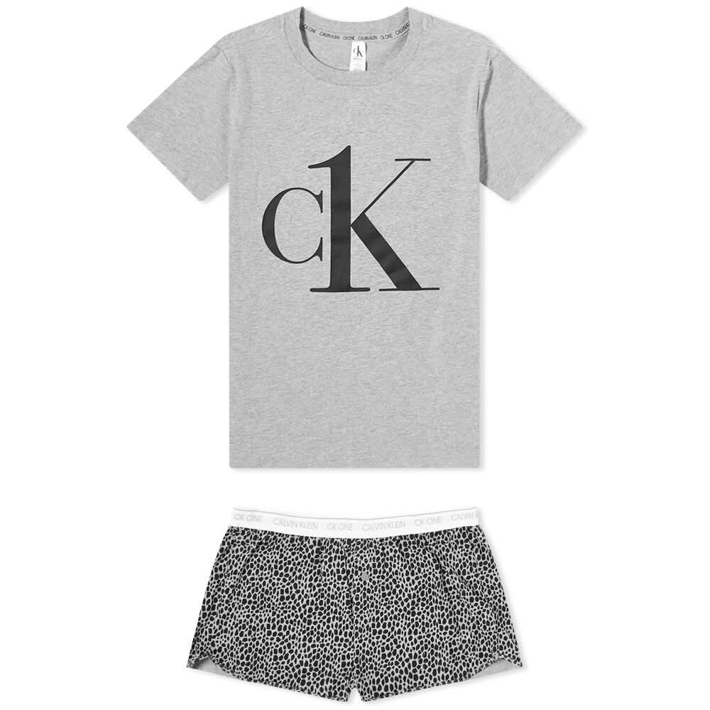 

Короткий пижамный комплект Calvin Klein