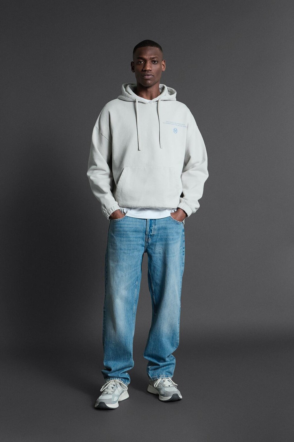 

Слоган худи ZARA, лед
