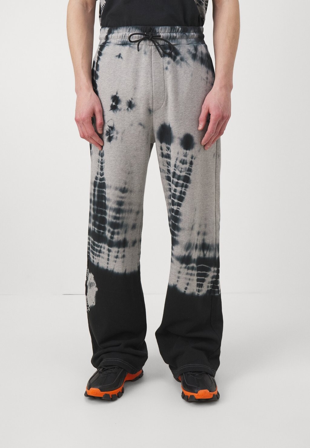 Брюки для бега PANTALONE PANTS MSGM, цвет grey