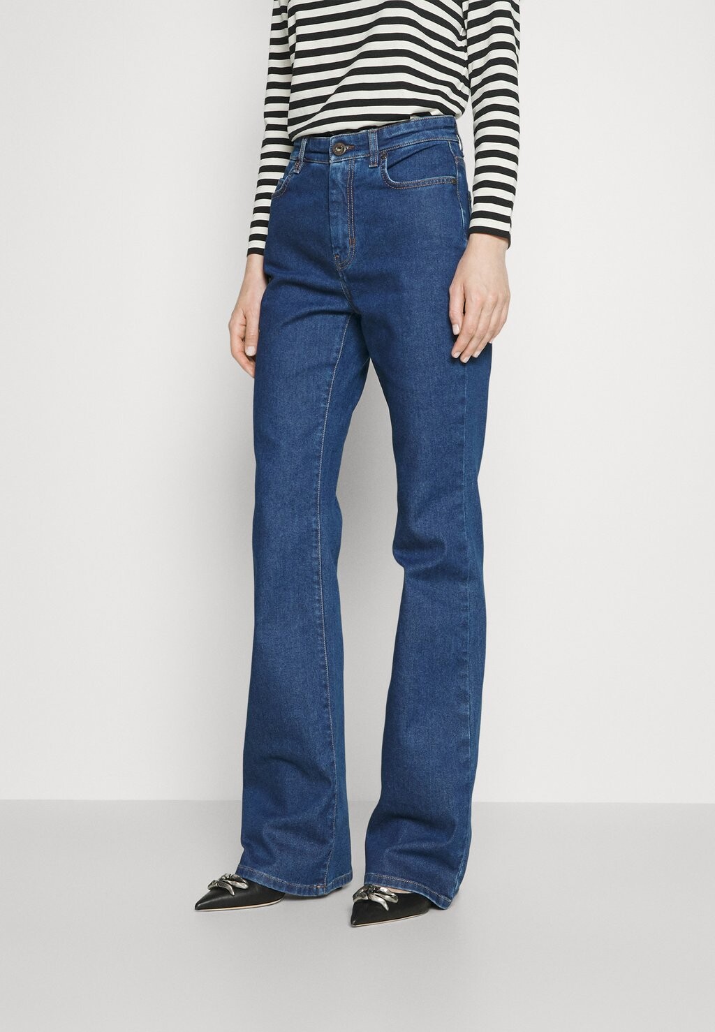 

Джинсы Bootcut WEEKEND MaxMara, синий