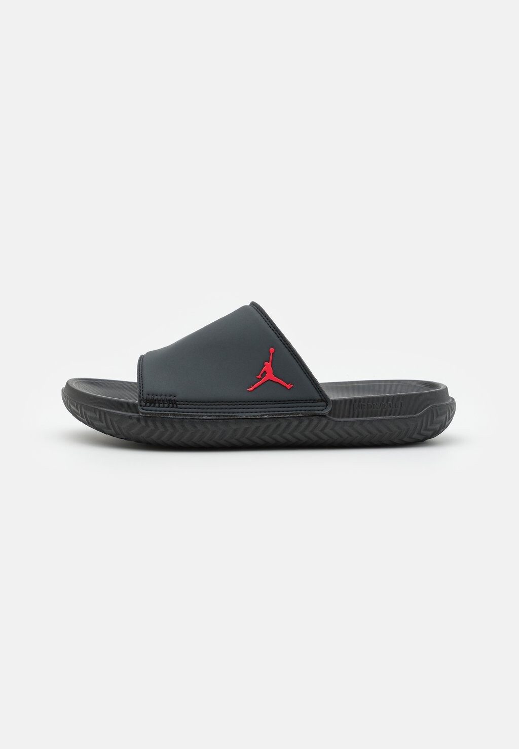 

Шлепанцы Jordan