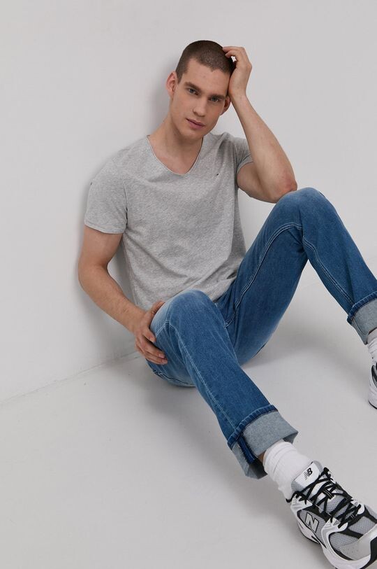 

Футболки Tommy Jeans, серый