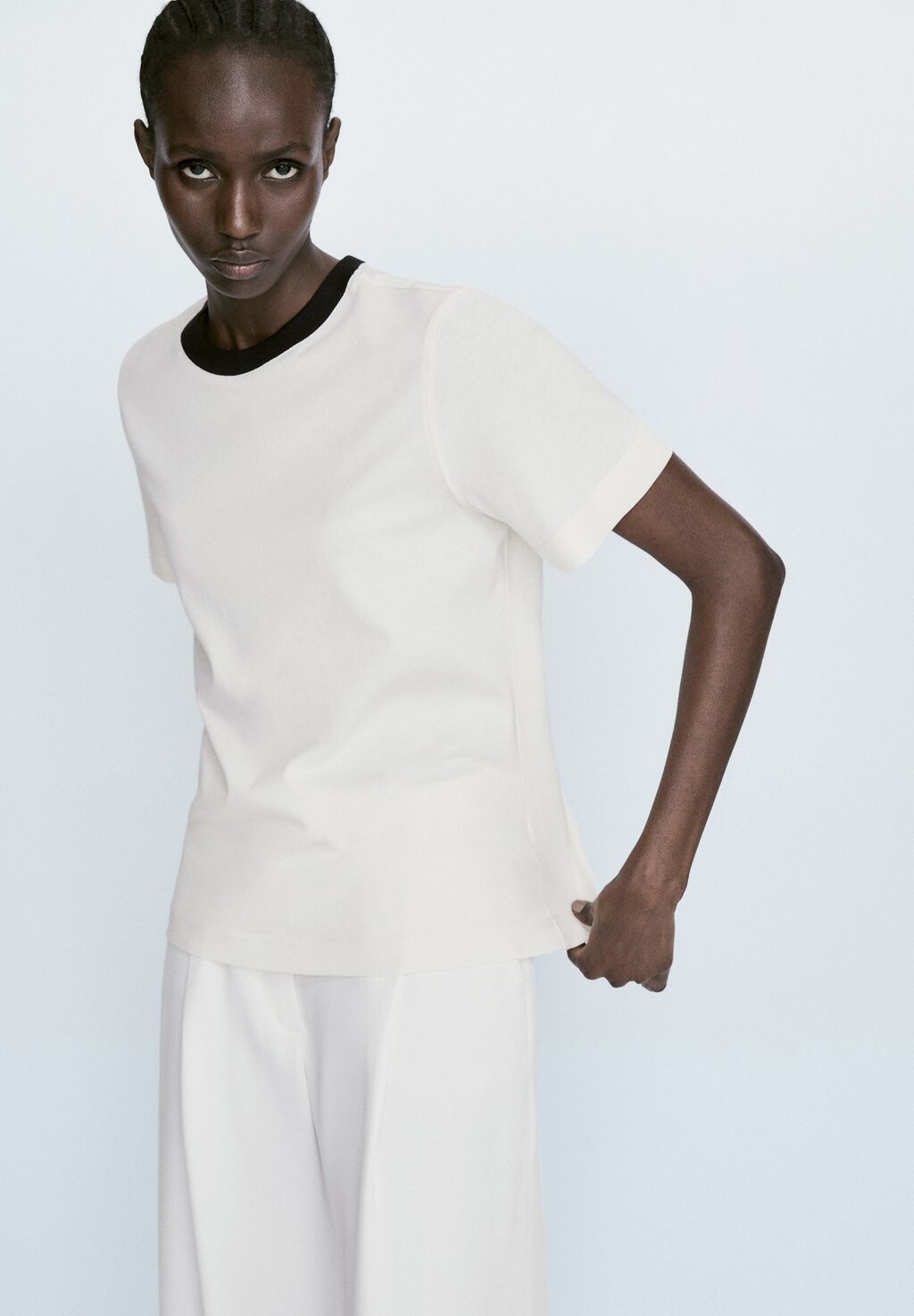 

Базовая футболка Massimo Dutti, белый