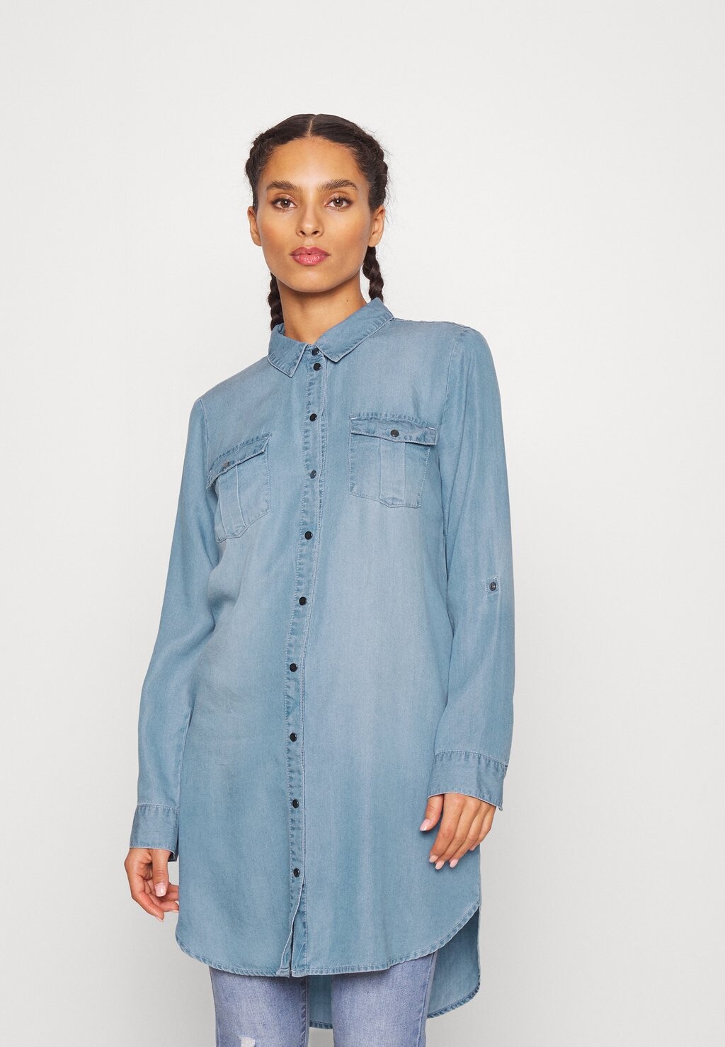

Джинсовое платье Vero Moda