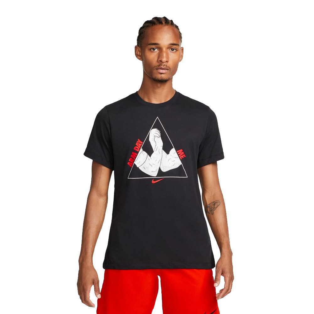 

Спортивная футболка Nike Dri-FIT Fitness, черный