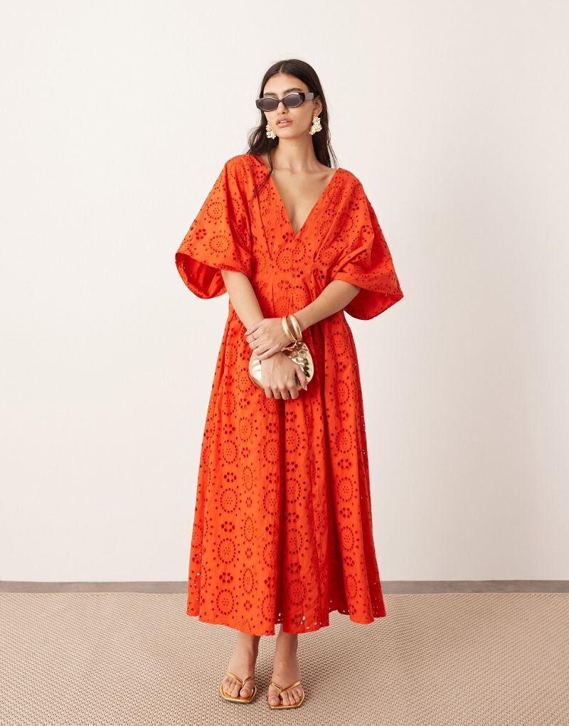 

Красное платье миди с глубоким вырезом и широкими рукавами ASOS EDITION