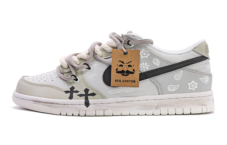 

Женские туфли Nike Dunk Low Skate