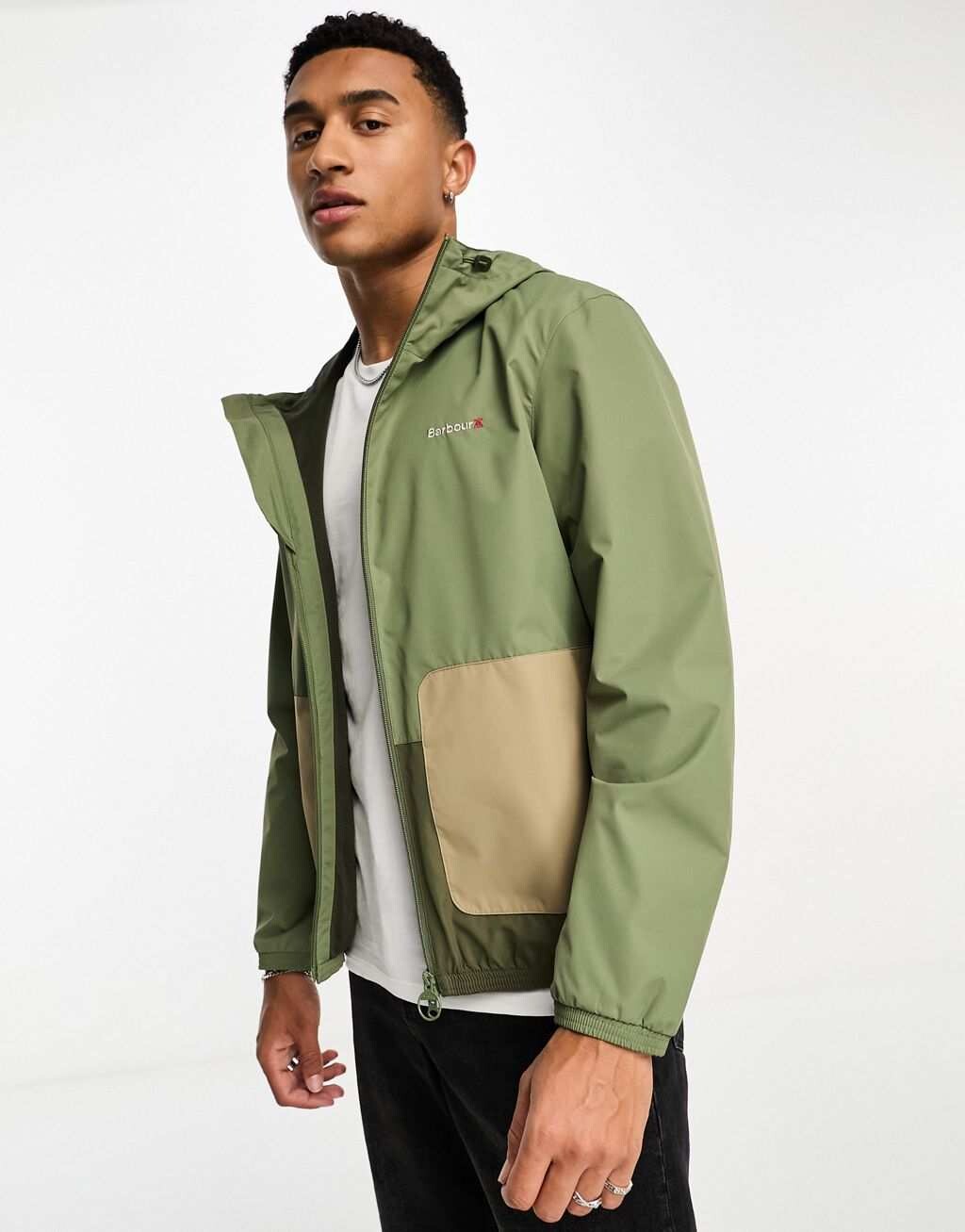

Цветная непромокаемая куртка для душа с капюшоном Barbour Kenby