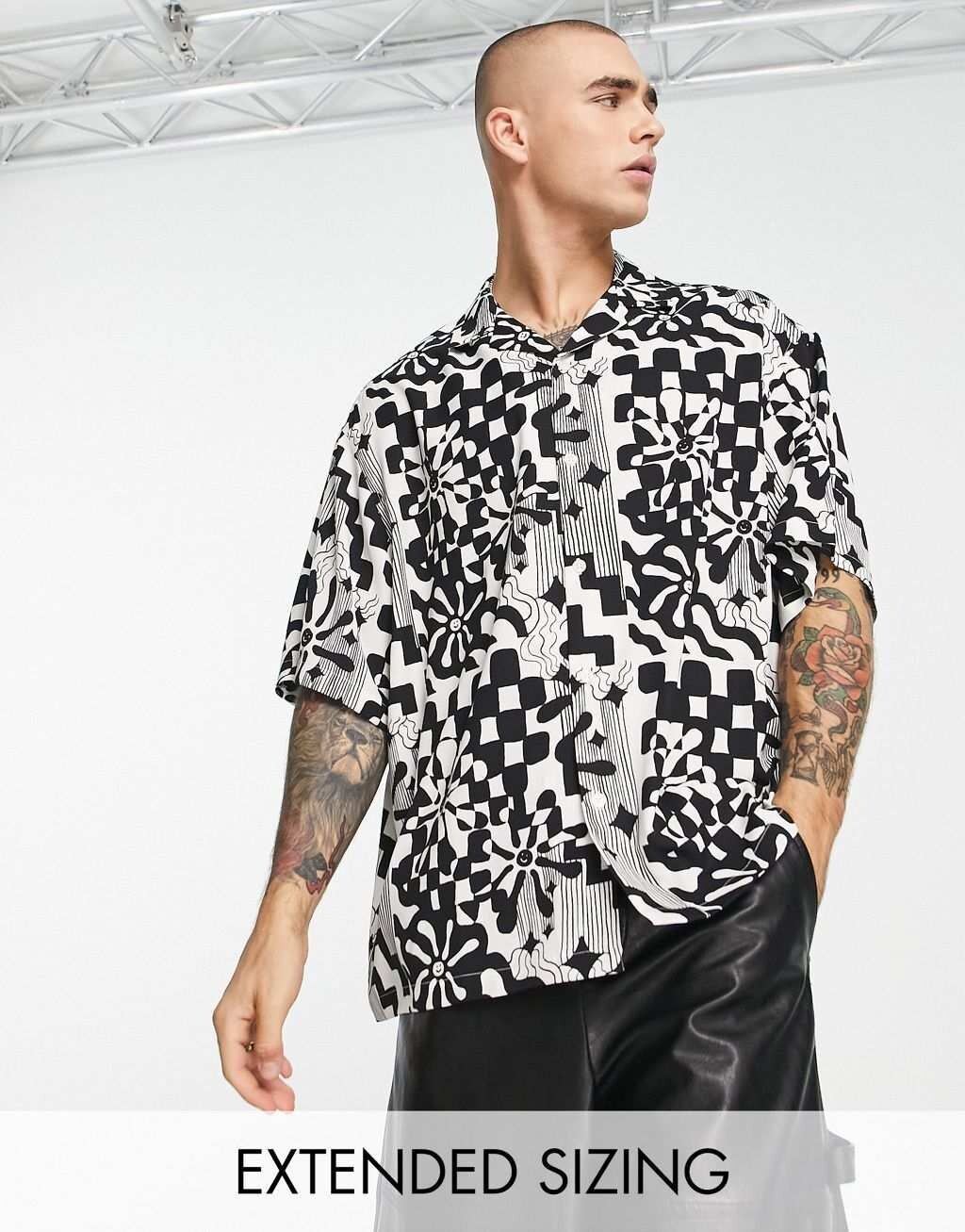 

Свободная рубашка свободного кроя с черно-белым шахматным принтом ASOS DESIGN