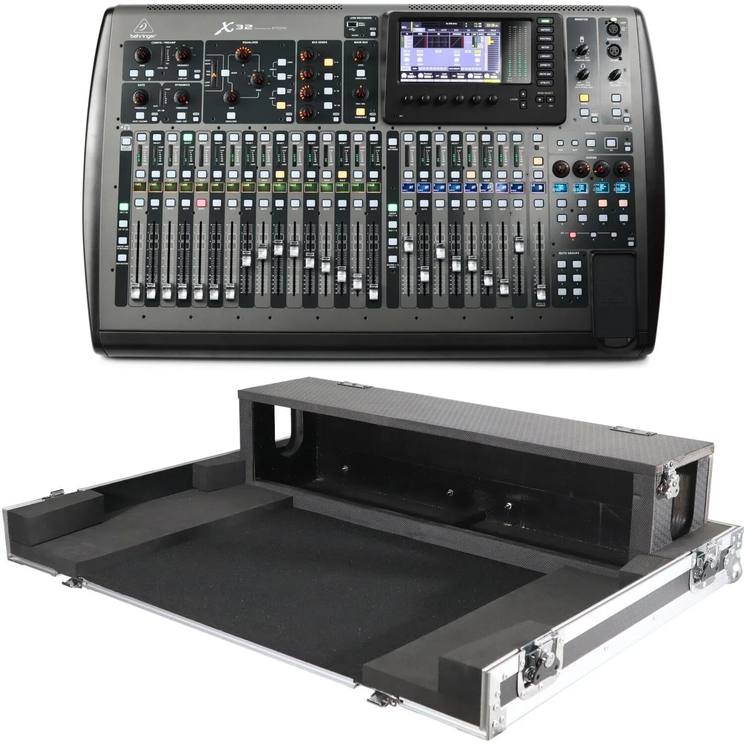 

40-канальный цифровой микшер Behringer X32 и кейс с комплектом собачьей будки