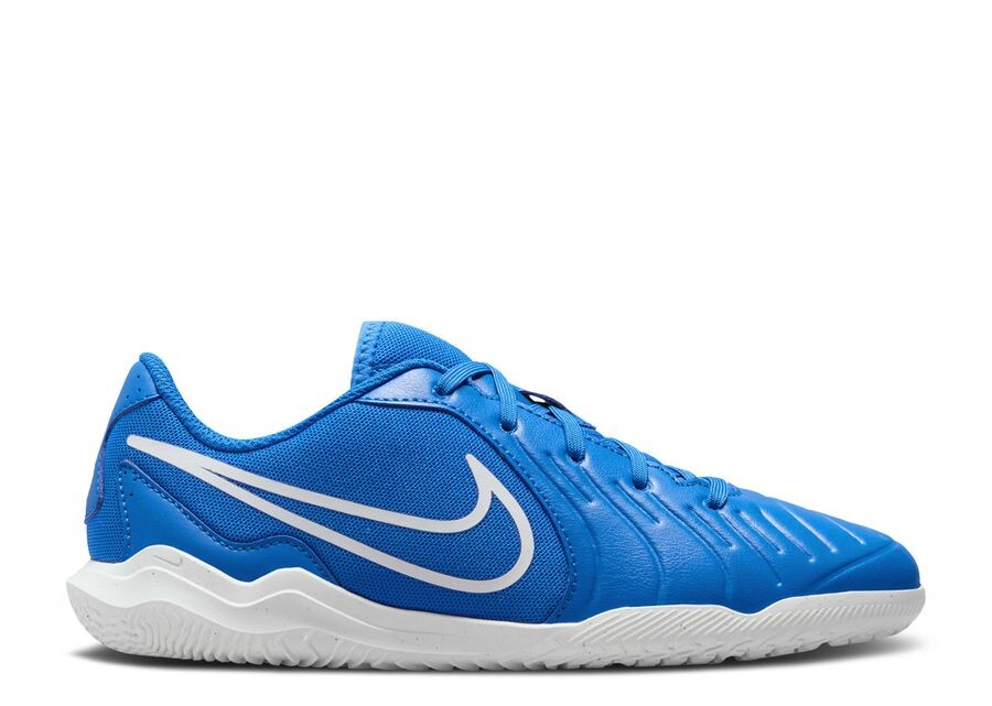 

Кроссовки Nike Tiempo Legend 10 Club IC GS, цвет Mad Ambition Pack