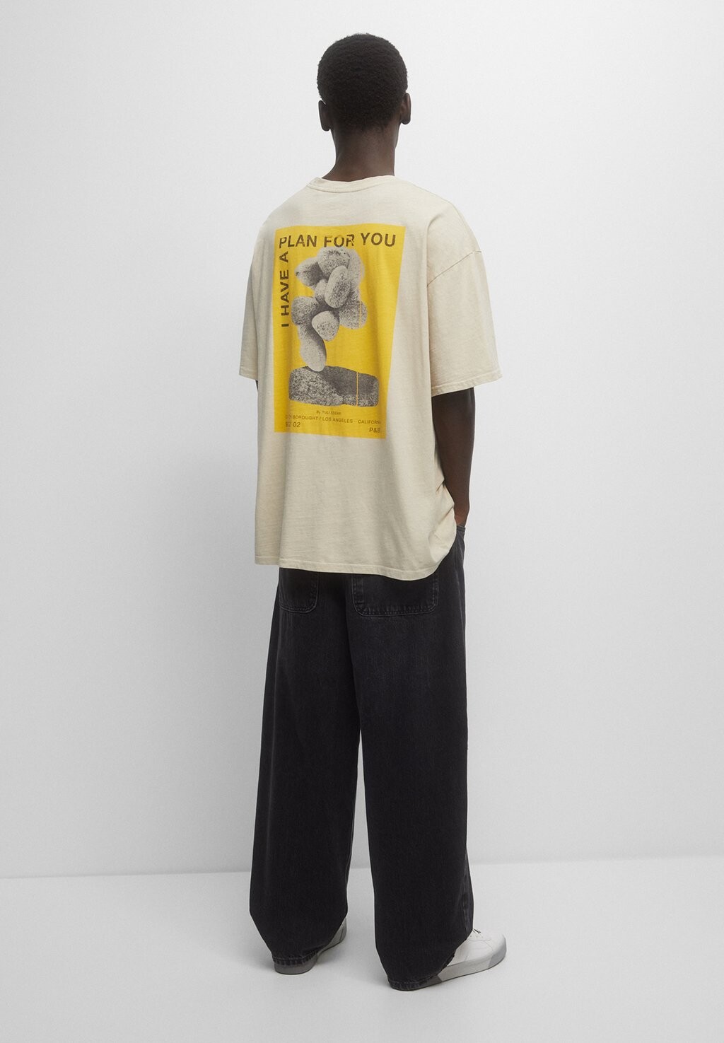 

Футболка с принтом PULL&BEAR, бежевый