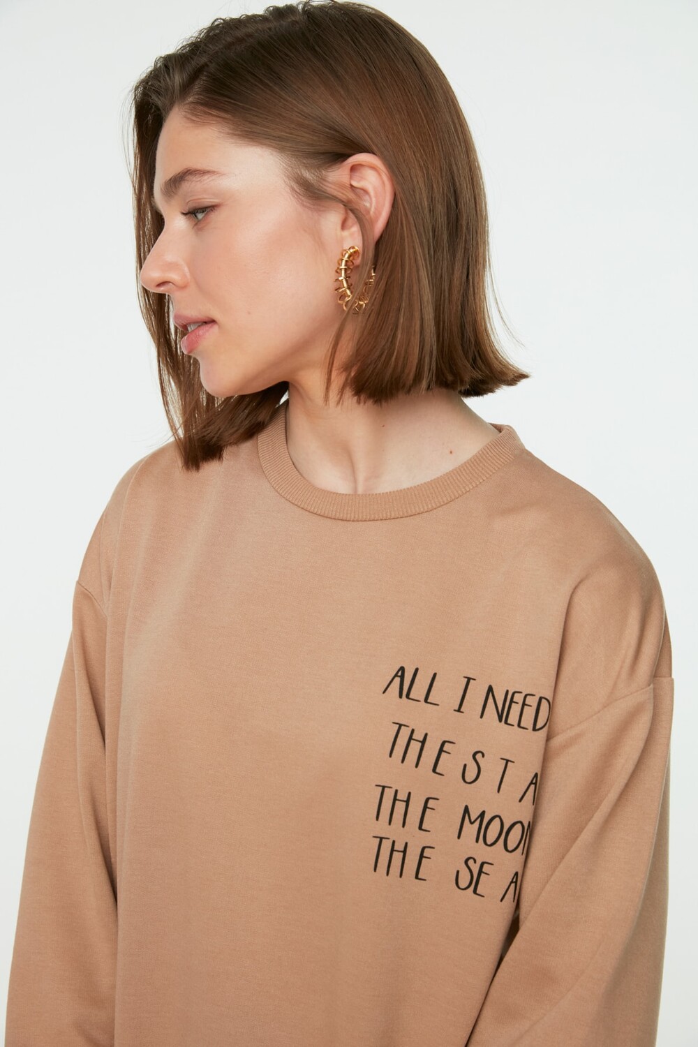 

Бежевый вязаный свитшот с разрезами и принтом Trendyol Modest