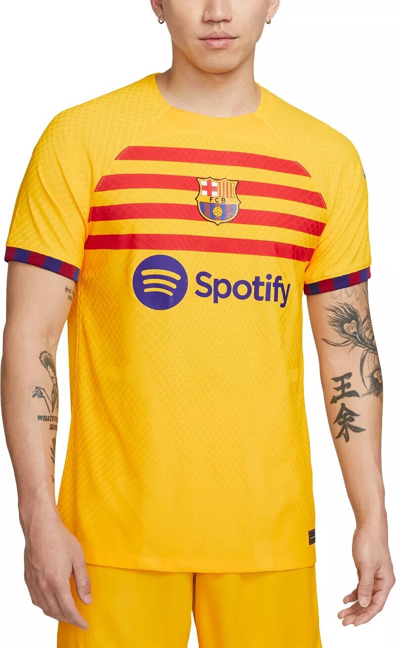 

Джерси Nike FC Barcelona '22 Senyara Fourth Authentic