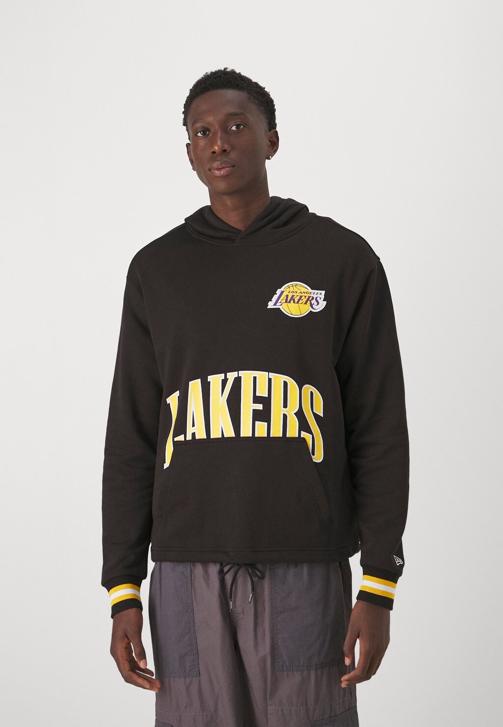 

Team Nba Los Angeles Lakers Arch Graphic Hoody New Era, цвет black/gold