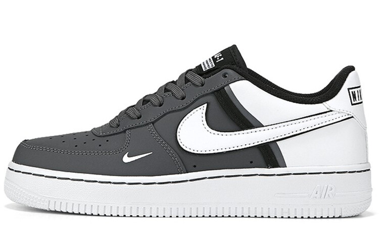 

Женские кроссовки для скейтбординга Nike Air Force 1