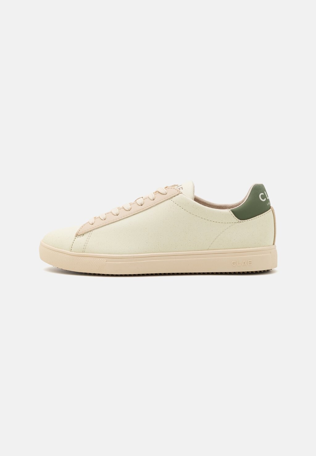 Кроссовки низкие BRADLEY APPLE UNISEX Clae, цвет off white/almond