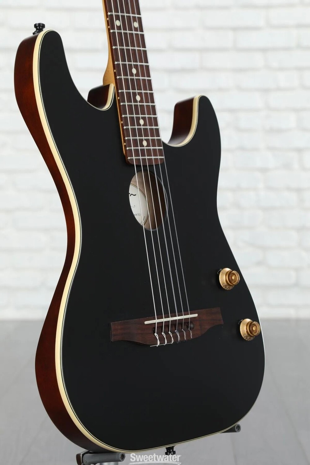 

Акустически-электрическая гитара Godin G-Tour Nylon - матовый черный
