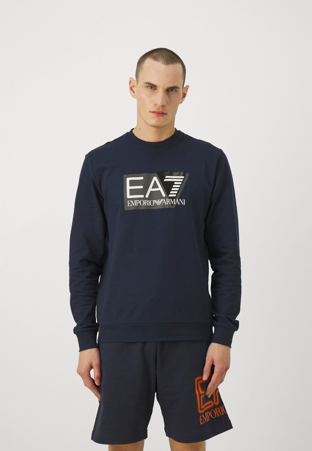 

Толстовка EA7 Emporio Armani, темно-синий