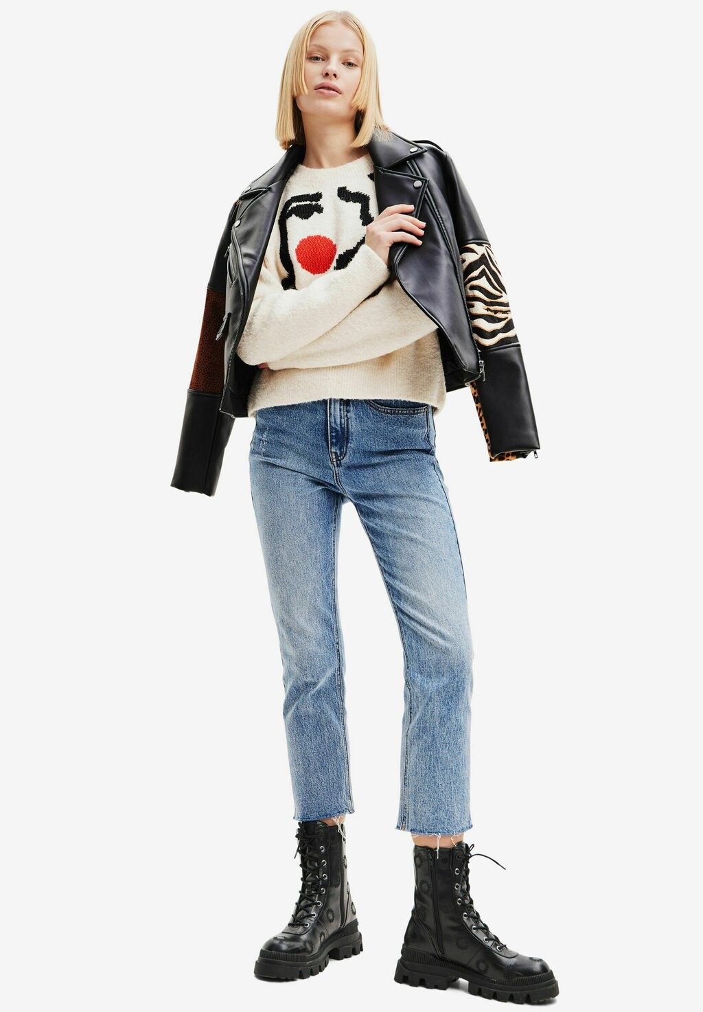 

Кожаная куртка Desigual, черный