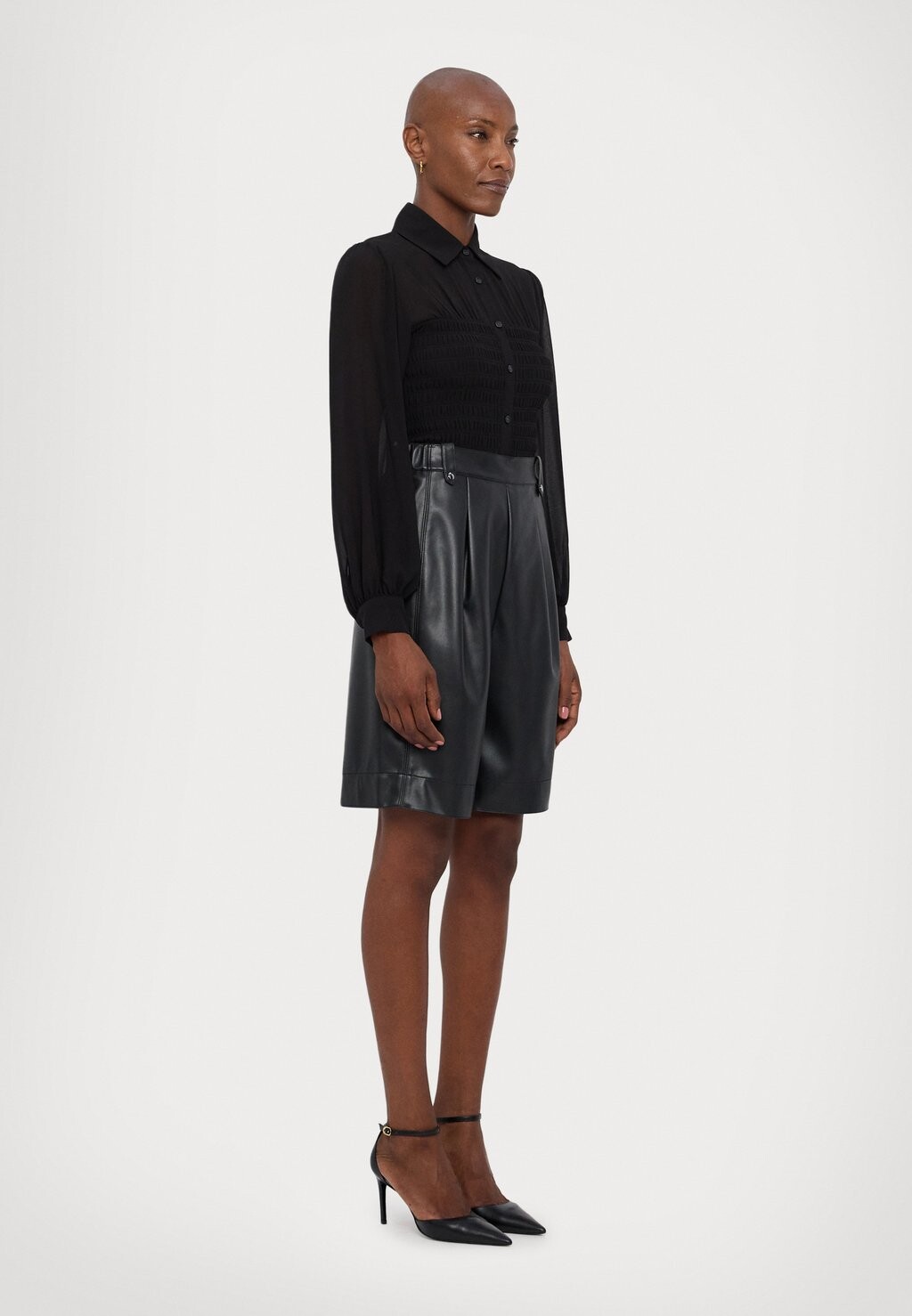 

Шорты ORTLES Max Mara Leisure, черный