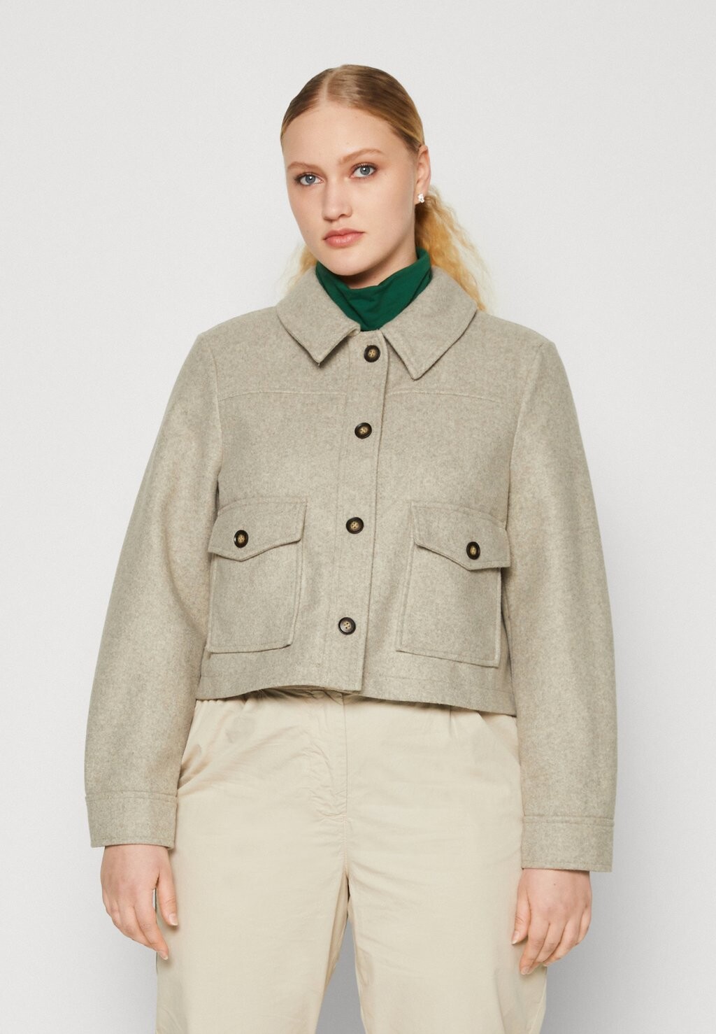 

Летняя куртка Vero Moda, Серый