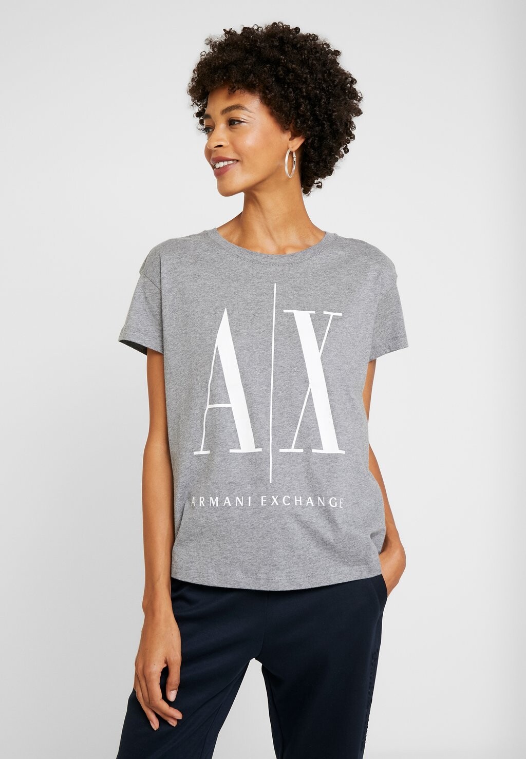 

Футболка с принтом Armani Exchange, серый