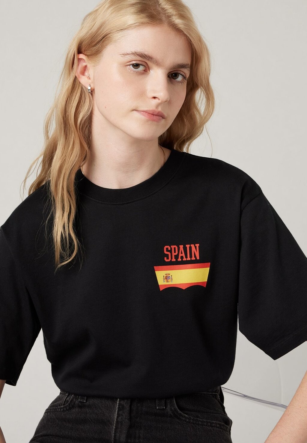 

Футболка с принтом FOOTBALL FAN TEE UNISEX Levi's, черный