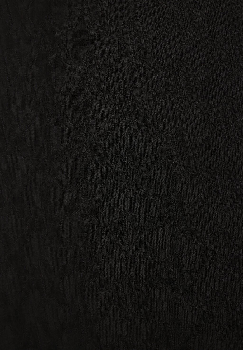 

Базовая футболка Armani Exchange, черный