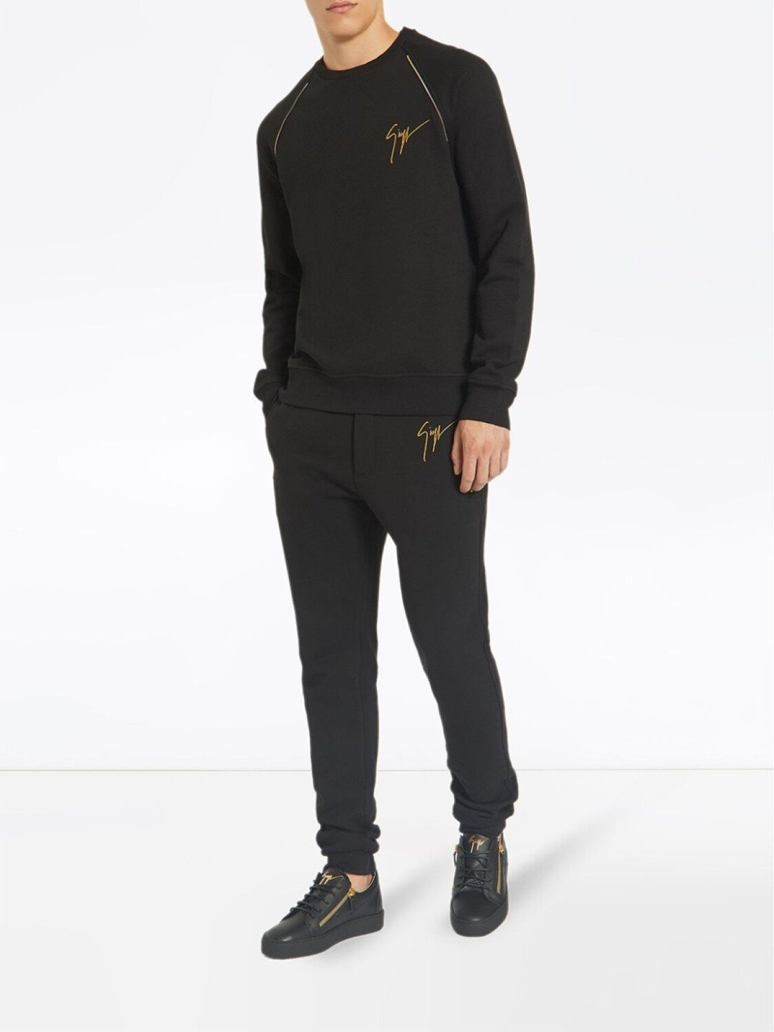 

Giuseppe Zanotti джемпер с вышитым логотипом, черный