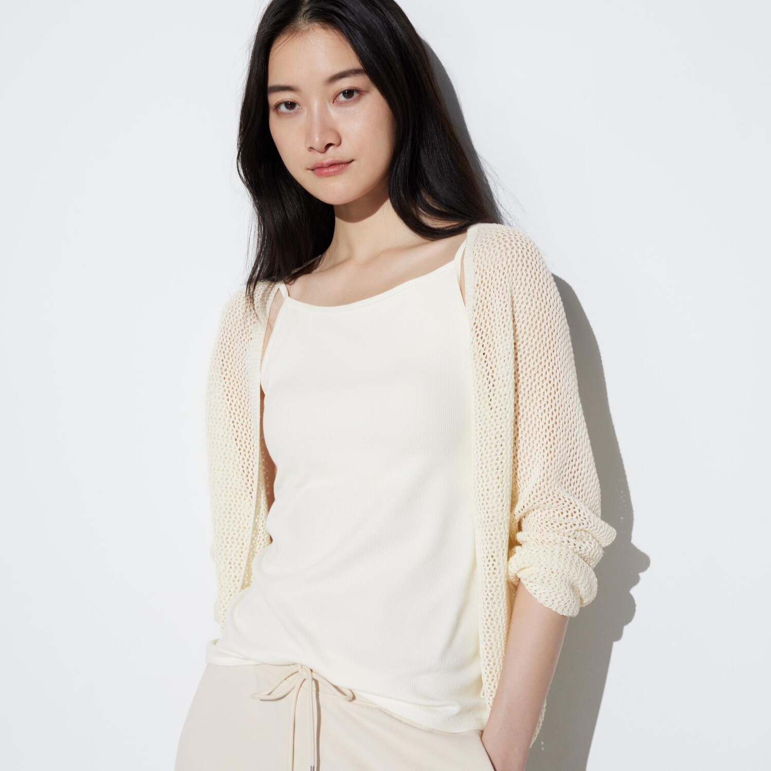 

Хлопковый бюстгальтер с вырезом «лодочка» AIRism, бретельки UNIQLO, белый