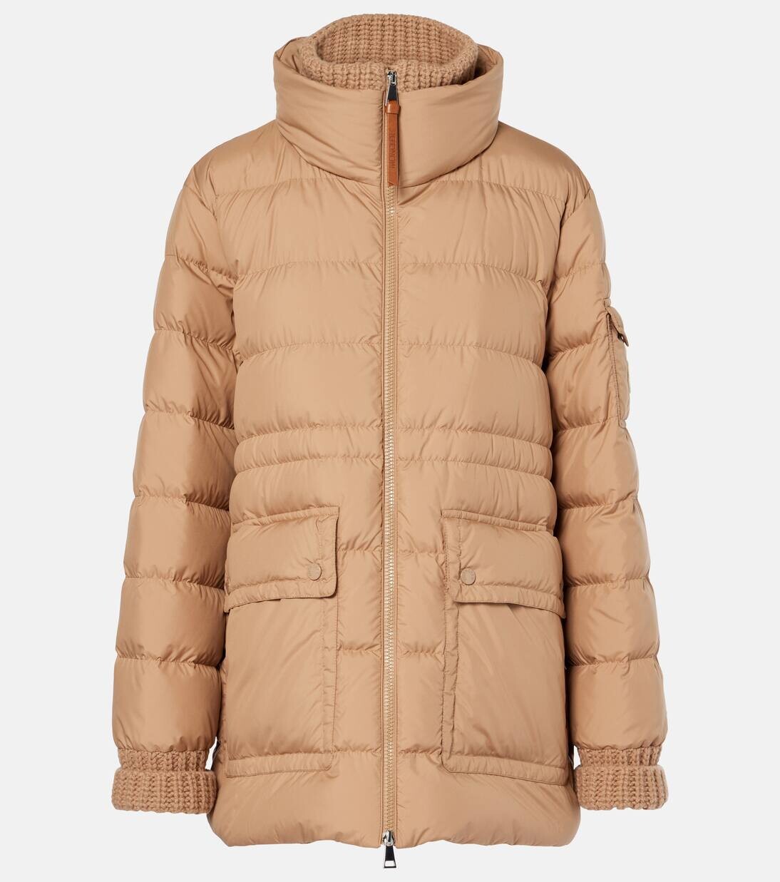 

Пуховик Baux Moncler, цвет light beige