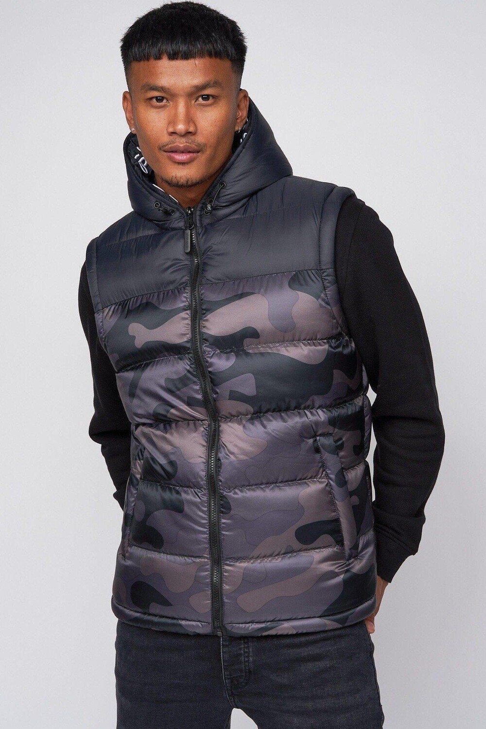 

Камуфляжный жилет Stanfield с капюшоном Crosshatch, мультиколор