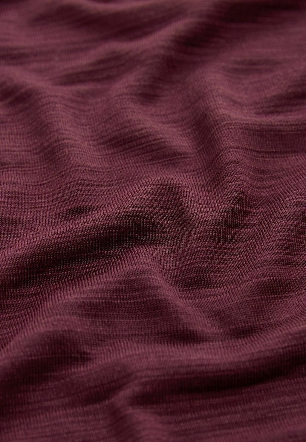 

Принт на футболке V-NECK LIGHTWEIGHT SHORT SLEEVE Next, фиолетовый