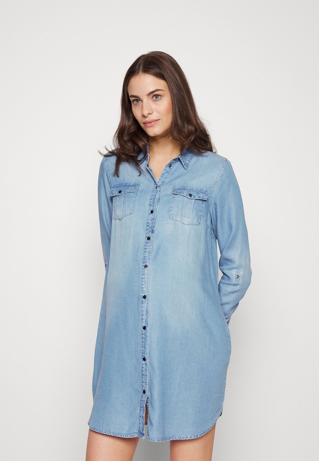 

Джинсовое платье Vero Moda