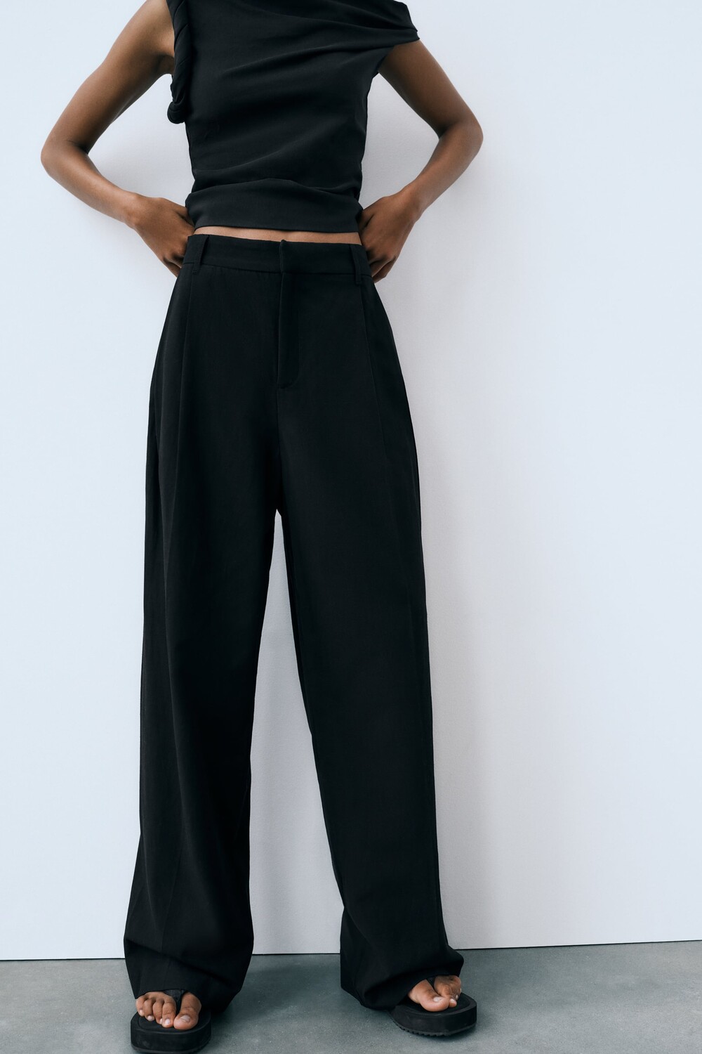 

Брюки из льна Zara, черный