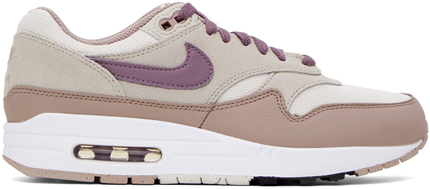 

Серо-белые кроссовки Air Max 1 Nike