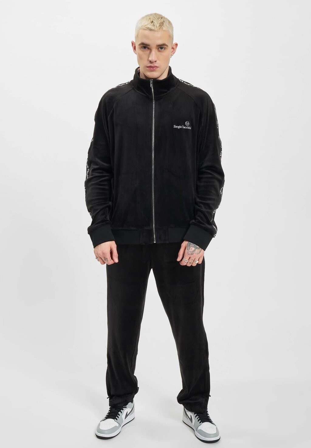 

Спортивный костюм TIPO SET Sergio Tacchini, цвет black