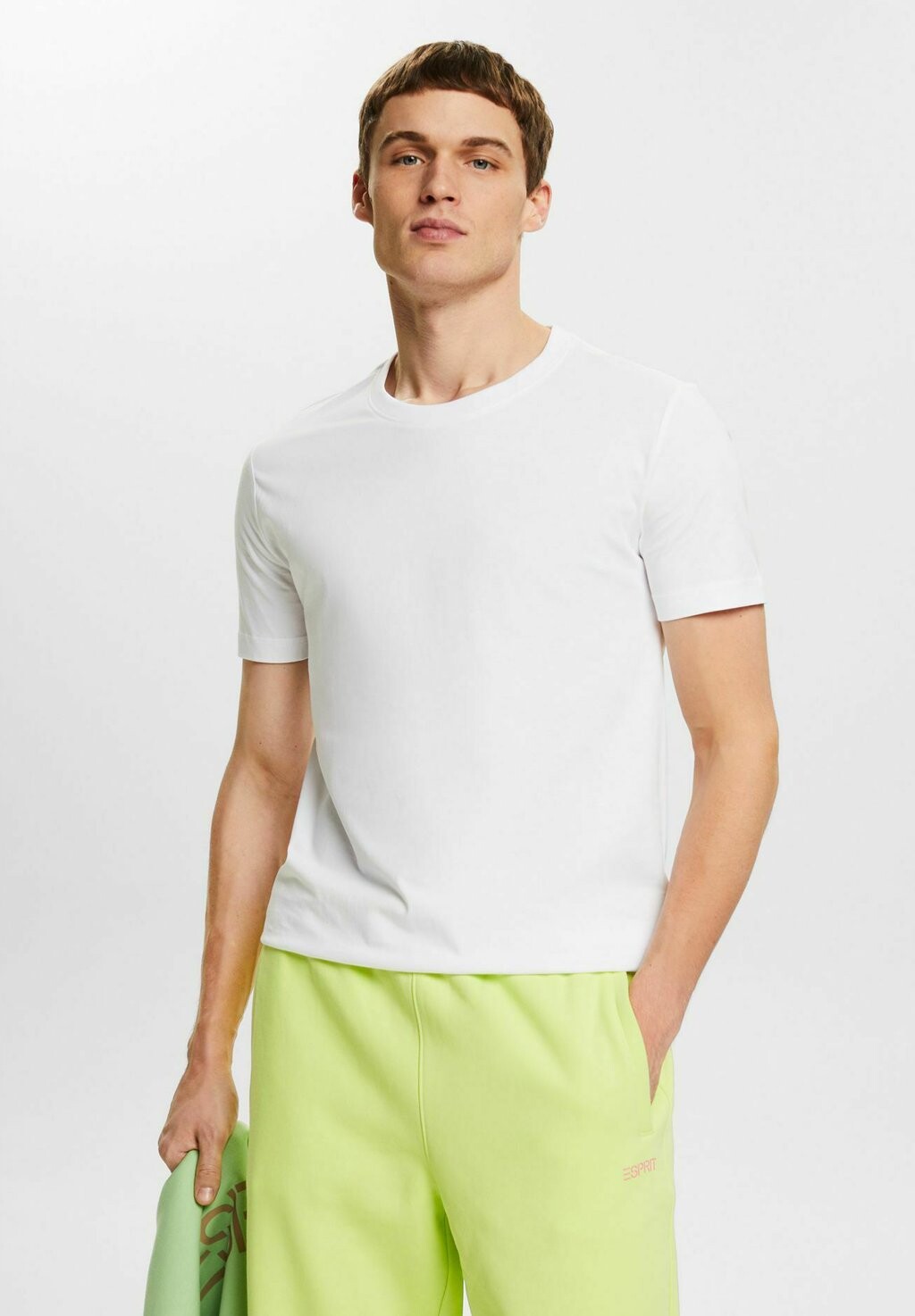 

Футболка базовая Esprit, цвет white