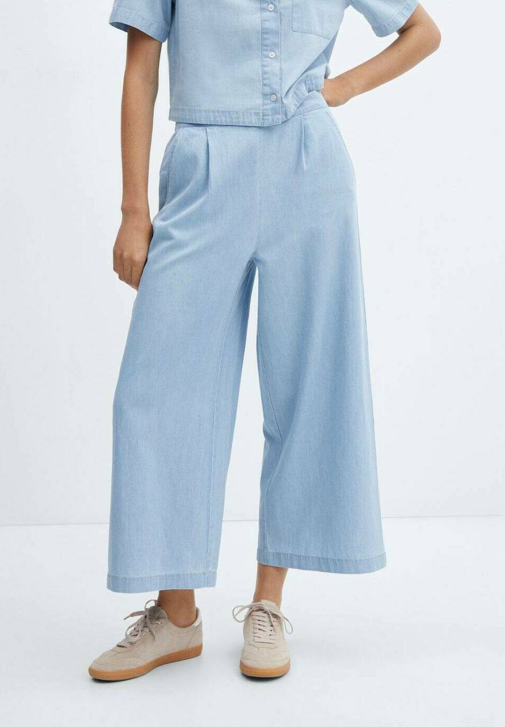 

Джинсы-клеш Ten H Mango, цвет light blue